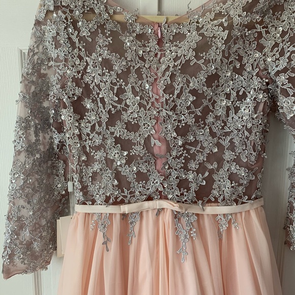 Stunning Peach Dress - Picture 9 of 9